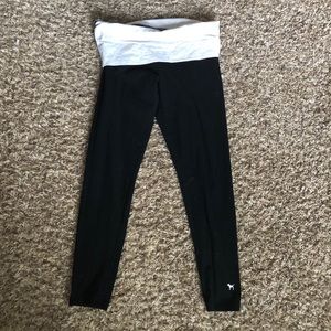 PINK Victoria’s Secret leggings
